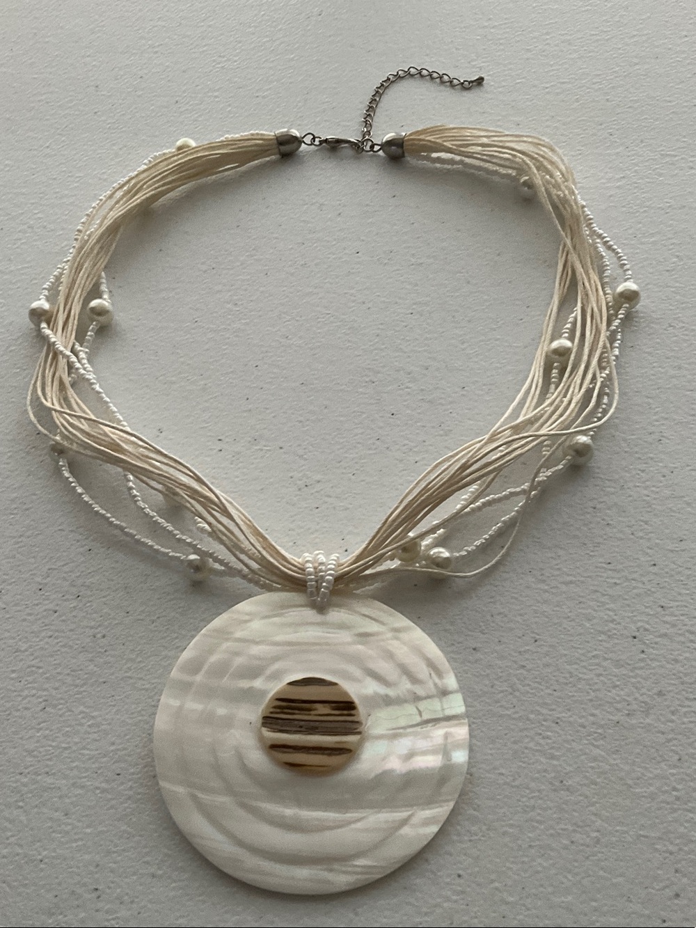 Handcrafted Cream Pearl Shell Pendant Necklace